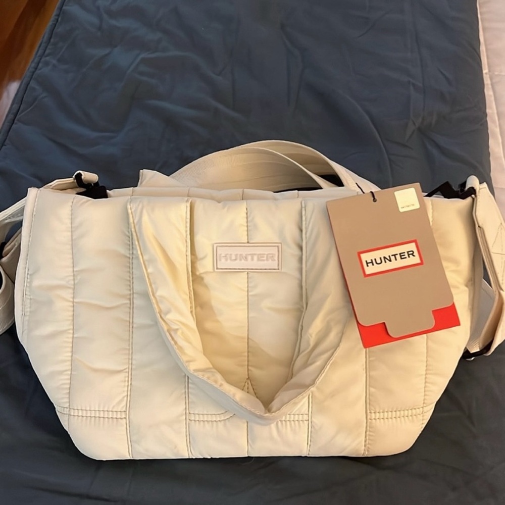 Hunter Cream Quilted Shoulder Bag with Geometric Pattern